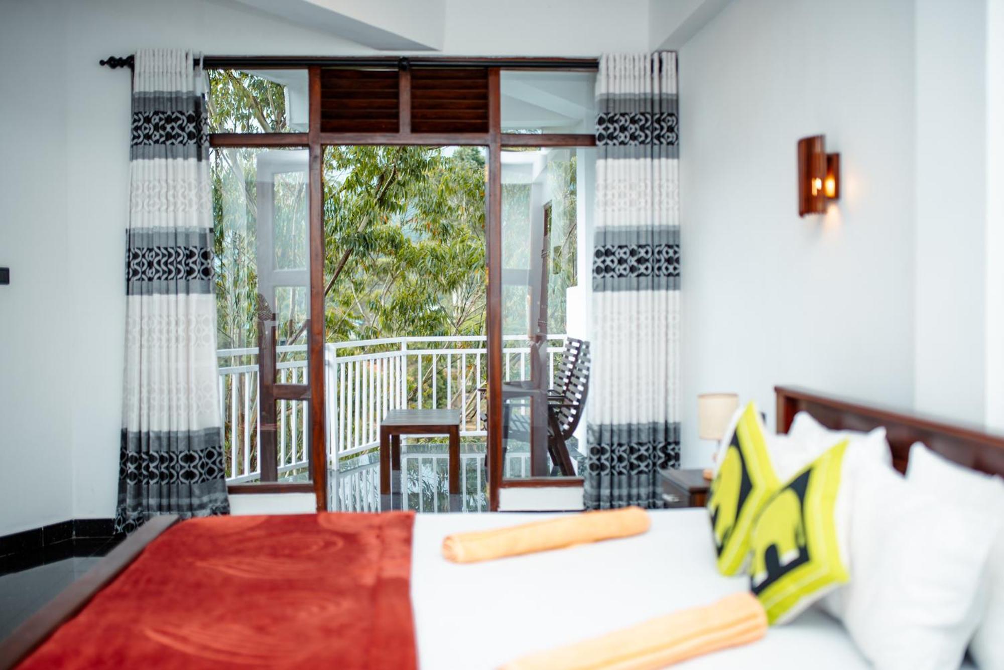 Mini-hôtel Adams Peak 3*