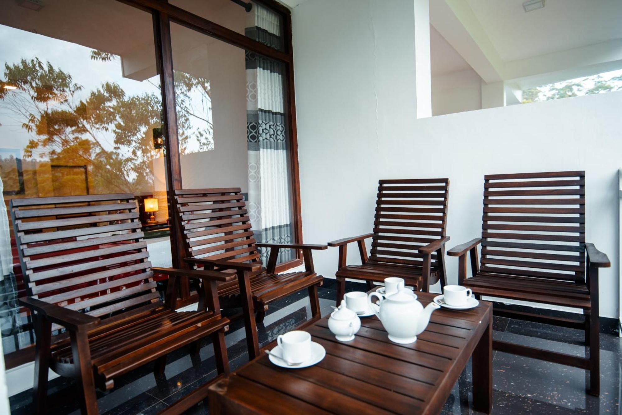 Mini-hôtel Adams Peak 3*